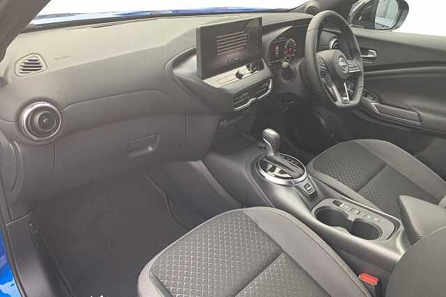 Nissan Juke 1.6 Hybrid N-Connecta 5dr Auto
