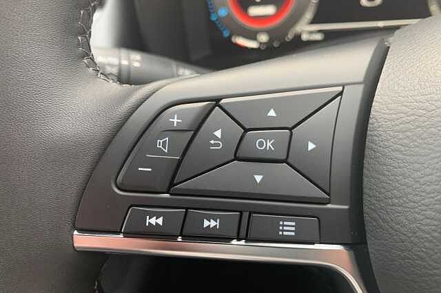 Nissan Juke 1.6 Hybrid N-Connecta 5dr Auto