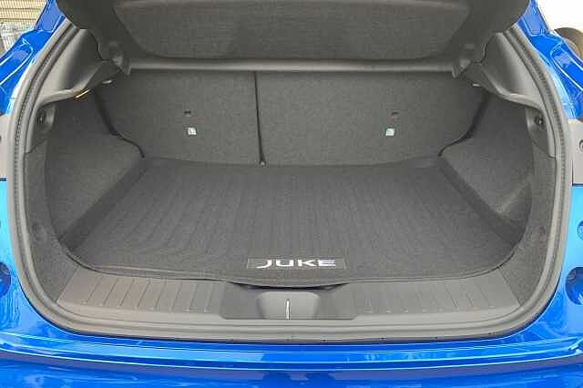 Nissan Juke 1.6 Hybrid N-Connecta 5dr Auto