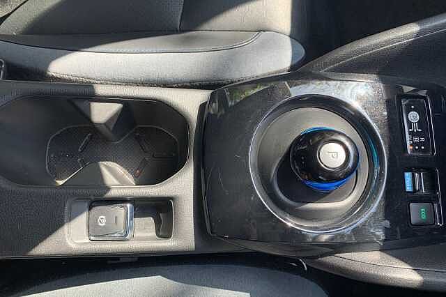 Nissan LEAF 110kW Tekna 39kWh 5dr Auto