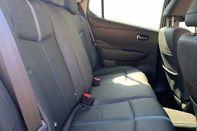 Nissan LEAF 110kW Tekna 39kWh 5dr Auto