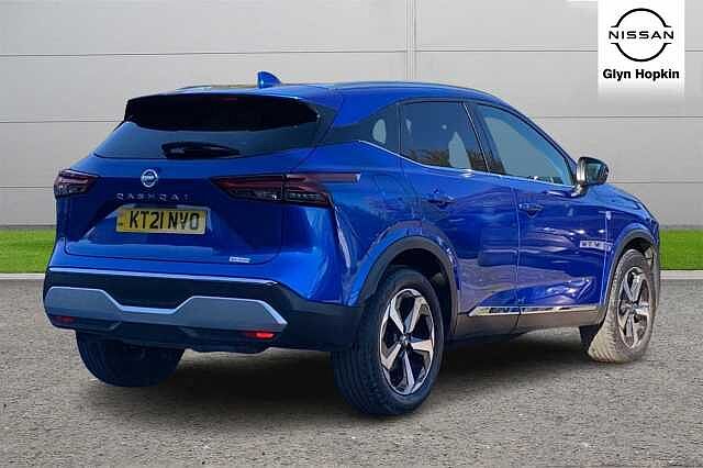 Nissan Qashqai 1.3 DiG-T MH Premiere Edition 5dr