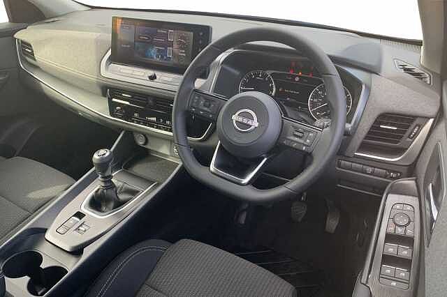 Nissan Qashqai 1.3 DiG-T MH Acenta Premium 5dr