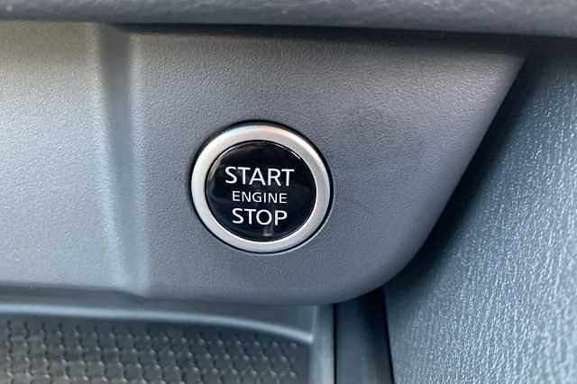 Nissan Qashqai 1.3 DiG-T MH Acenta Premium 5dr