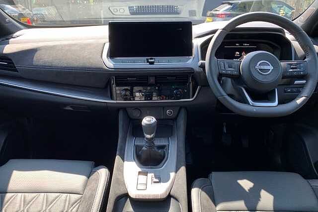 Nissan Qashqai 1.3 DiG-T MH 158 Tekna+ 5dr