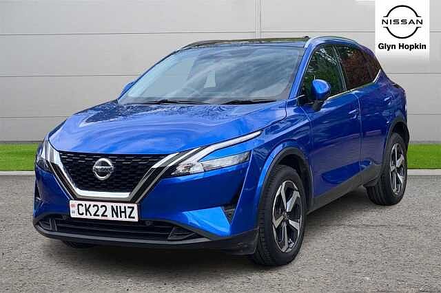 Nissan Qashqai 1.3 DiG-T MH N-Connecta [Glass Roof] 5dr