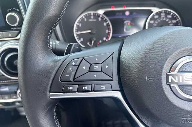 Nissan Juke 1.0 DiG-T 114 N-Connecta 5dr DCT