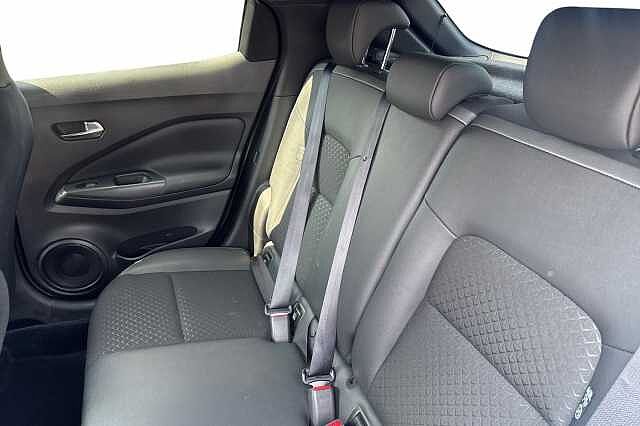 Nissan Juke 1.0 DiG-T 114 N-Connecta 5dr DCT