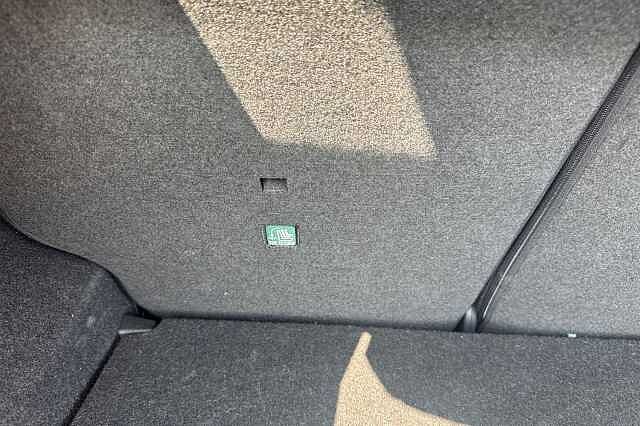 Nissan Juke 1.0 DiG-T 114 N-Connecta 5dr DCT
