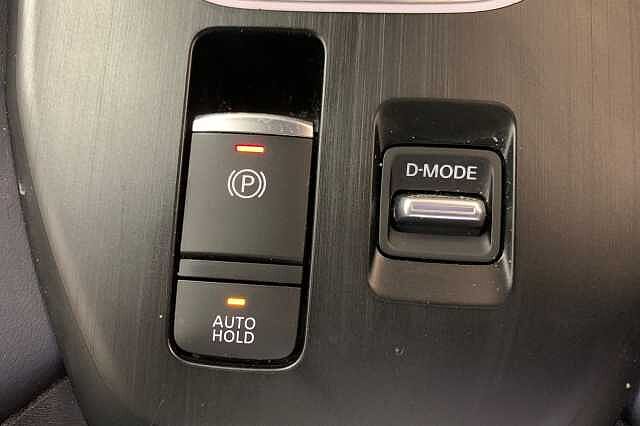 Nissan Qashqai 1.3 DiG-T MH Tekna 5dr