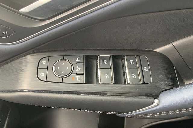 Nissan Qashqai 1.3 DiG-T MH 158 Tekna+ 5dr