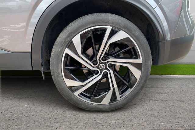 Nissan Qashqai 1.3 DiG-T MH 158 Tekna+ 5dr